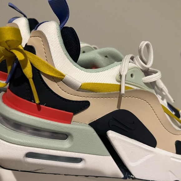 Nike Air Max Furyosa Rattan Summit White Obsidian CZ4149-200 Size 11W = 9.5 Men - Picture 6 of 14